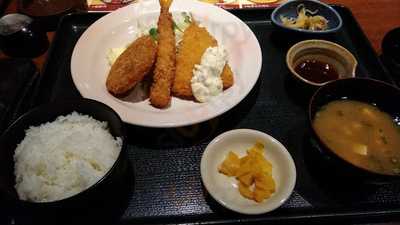 ユック 横浜西口駅前店