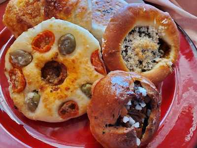 デューカ ディ カマストラ 高島町店