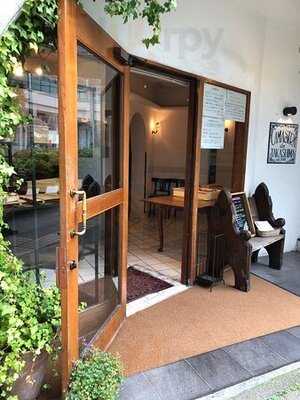 デューカ ディ カマストラ 高島町店