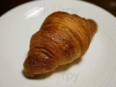 デューカ ディ カマストラ 高島町店