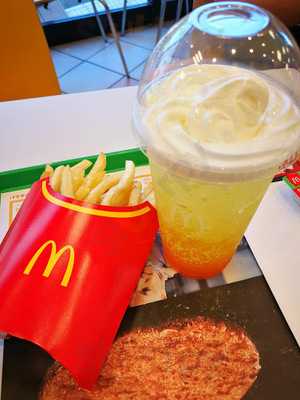 マクドナルド 本郷台ピーコックストア店