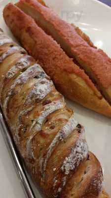 ラトーナ 石窯工房 アピタ長津田店