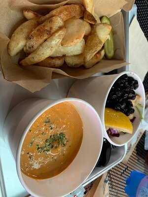 Luke's Lobster 新宿サザンテラス店