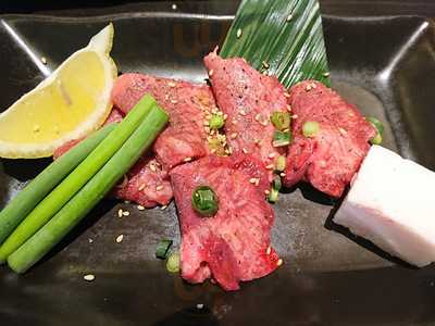 炭火焼肉 福楽苑