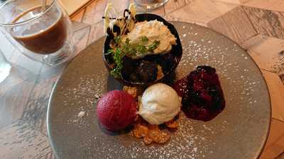 キューカフェ By ロイヤルガーデンカフェ