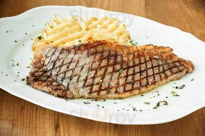 キューカフェ By ロイヤルガーデンカフェ