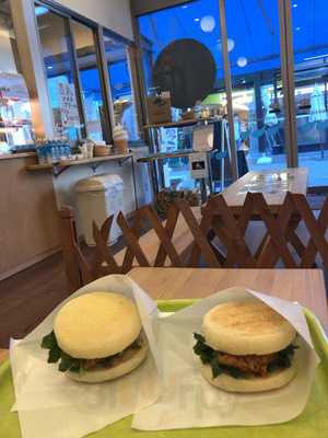 水カフェどうし