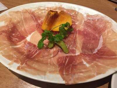 シーフードバル ギガス