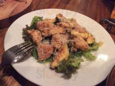 トラットリア ドゥエ コローリ