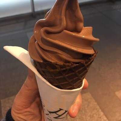 ユーゴ&ヴィクトール 表参道ヒルズ店