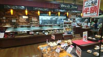 グランジュール ひなた山店