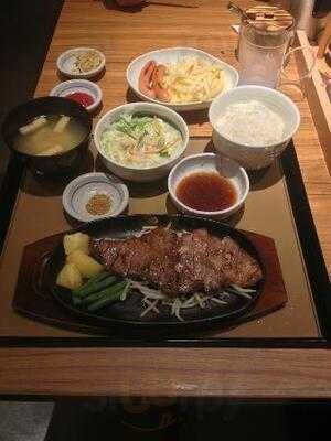 やよい軒 神田北口店