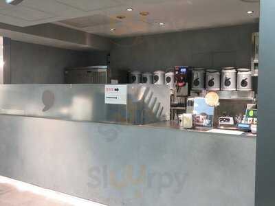 Comma Tea 阪急梅田駅前店