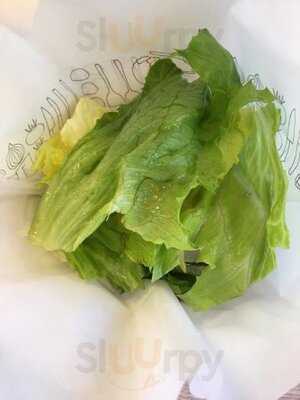 モスバーガー飯田橋東店