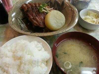 浜小屋 横浜南部市場内