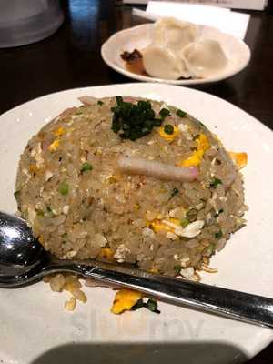 新橋チャーハン王 肉bar 霞が関店