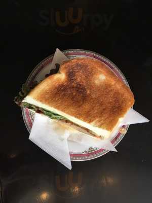 カフェ・ミエル