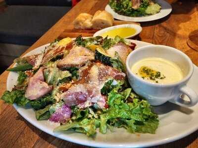 トラットリア　バッボ