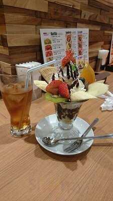 ブラックブラウン