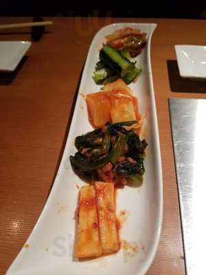 塩ホルモン好ちゃん 神田本店