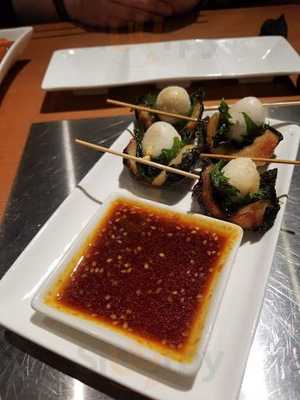 塩ホルモン好ちゃん 神田本店