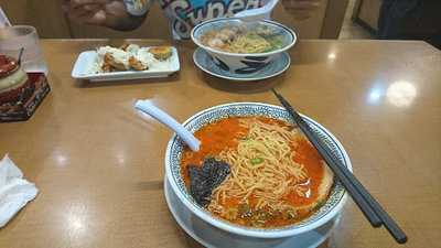 丸源ラーメン 本郷台店
