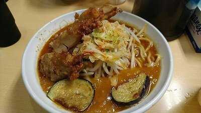 旨辛ラーメン 表裏 市ヶ谷本店