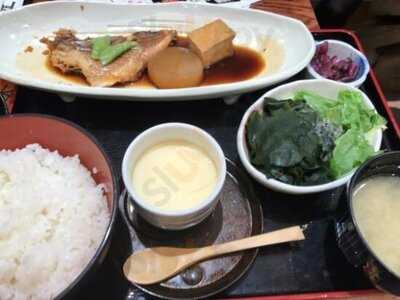 霧笛屋 Kitteグランシェ店