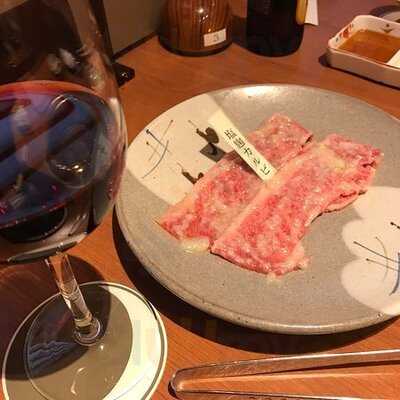 和牛一頭焼肉 手打冷麺 翔山亭 神保町店