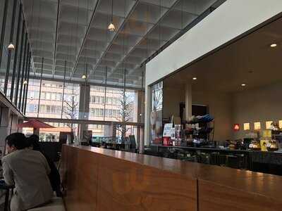 イリー 霞ヶ関店