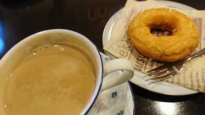 スリーペンギンズコーヒーアンドロースター