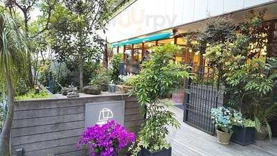 ホワイト グラス コーヒー