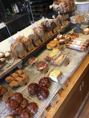 トースト ネイバーフッド ベイカリー