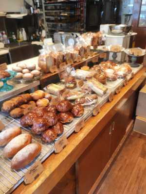 トースト ネイバーフッド ベイカリー