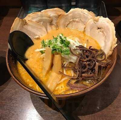 らーめん みそ膳 丸の内