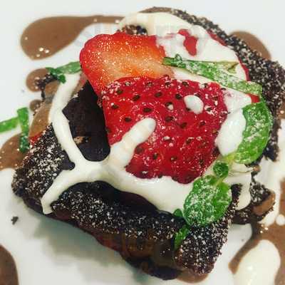 イタリア料理 コニッリオ