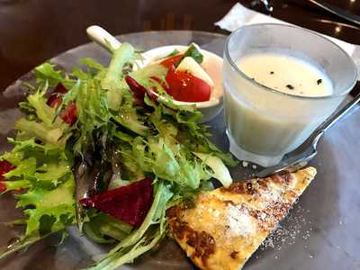 イタリア料理 コニッリオ