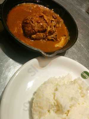 野菜を食べるカレーcamp 大手町店