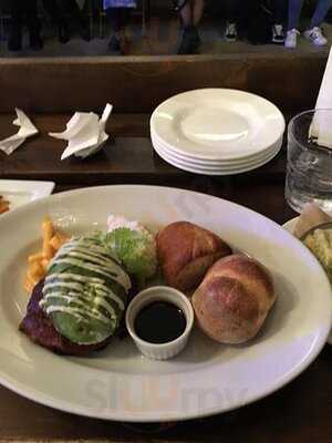 ザ・ミート&ラボラトリー