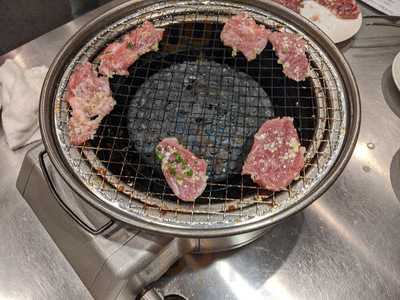 横濱焼肉食堂