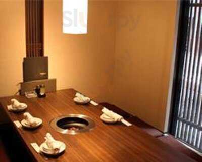 恵比寿 炭火焼肉 トラジ園