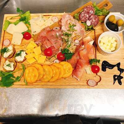 フレンチ肉バル ハルマン