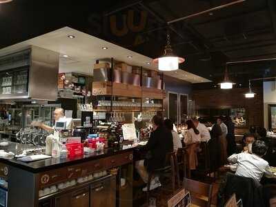 ニユートーキヨー ビヤホール 有楽町電気ビル店