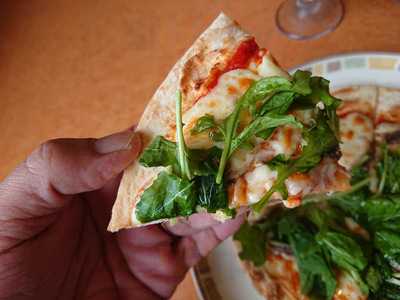 サイゼリヤ 島忠ホームズ新川崎店