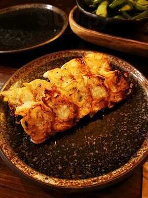 ひとくちぎょうざ 火炭鳥炉