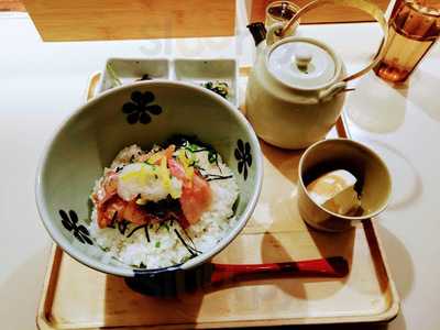 茶らく 東京駅キッチンストリート店