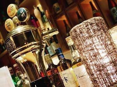 博多水炊き・焼酎 丸の内 若どり