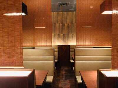 博多水炊き・焼酎 丸の内 若どり