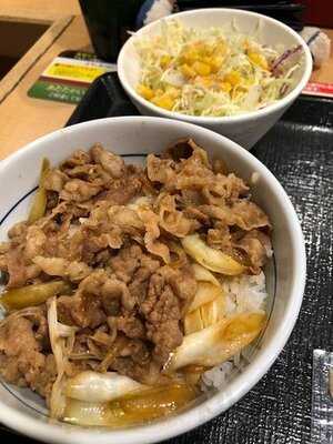 なか卯 東京駅北口店