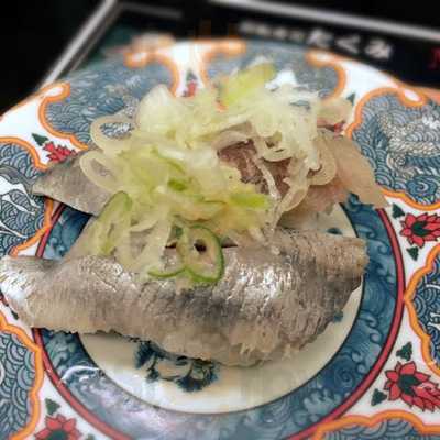 回転寿司　たくみ